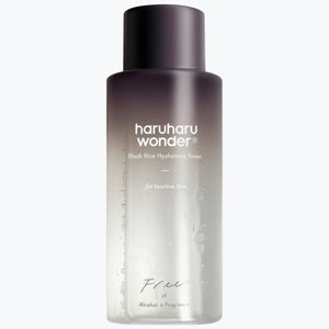 Tonerflaska Haruharu Wonder Black Rice Hyaluronic Toner med svart lock