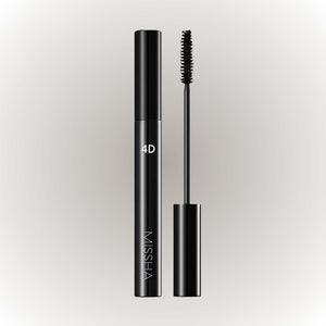 MISSHA The Style 4D Mascara med fyrkantig borste för volym och längd, ger intensiva fransar utan klumpar.