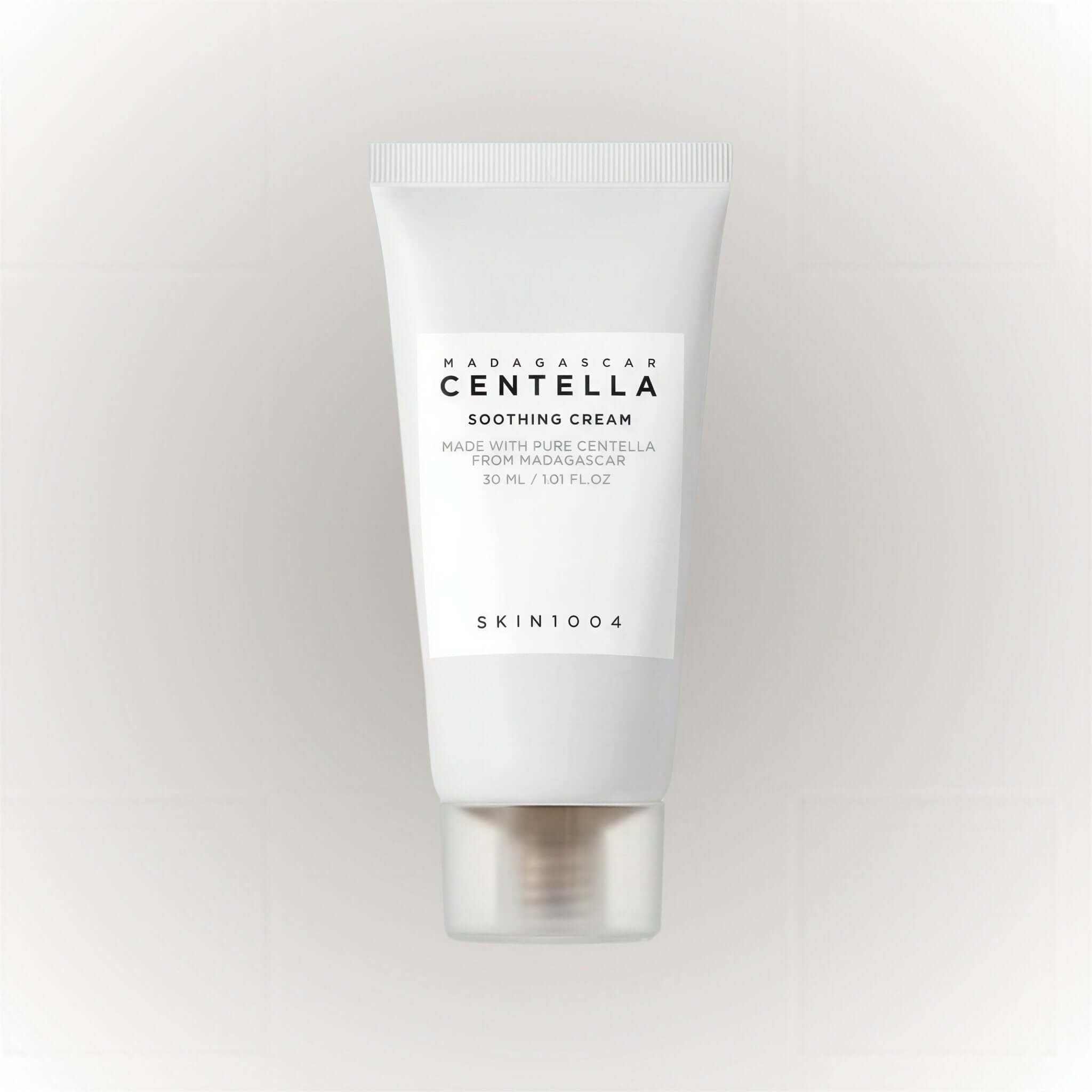 SKIN1004 Madagascar Centella Soothing Cream 30ml i en lätt och ren tub för hudvård
