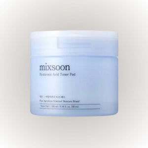 mixsoon Hyaluronic Acid Toner Pad i en blå burk med 80 pads och 180ml för intensiv återfuktning.