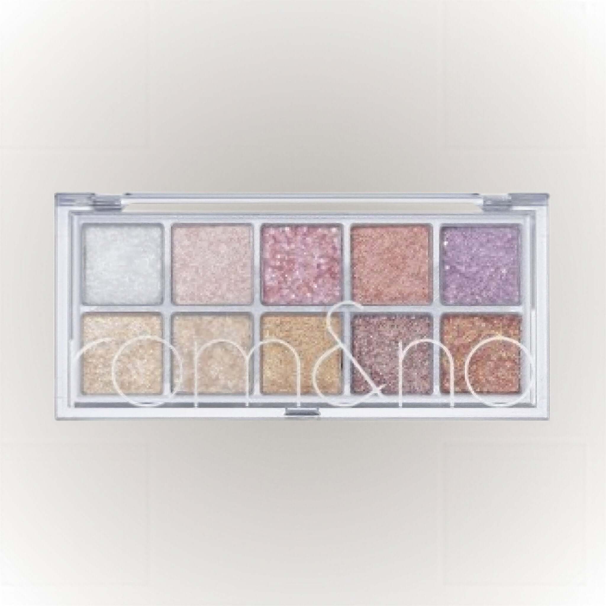 rom&nd Better Than Palette #00 Light & Glitter Garden med skimrande och glittriga nyanser för en iögonfallande look.