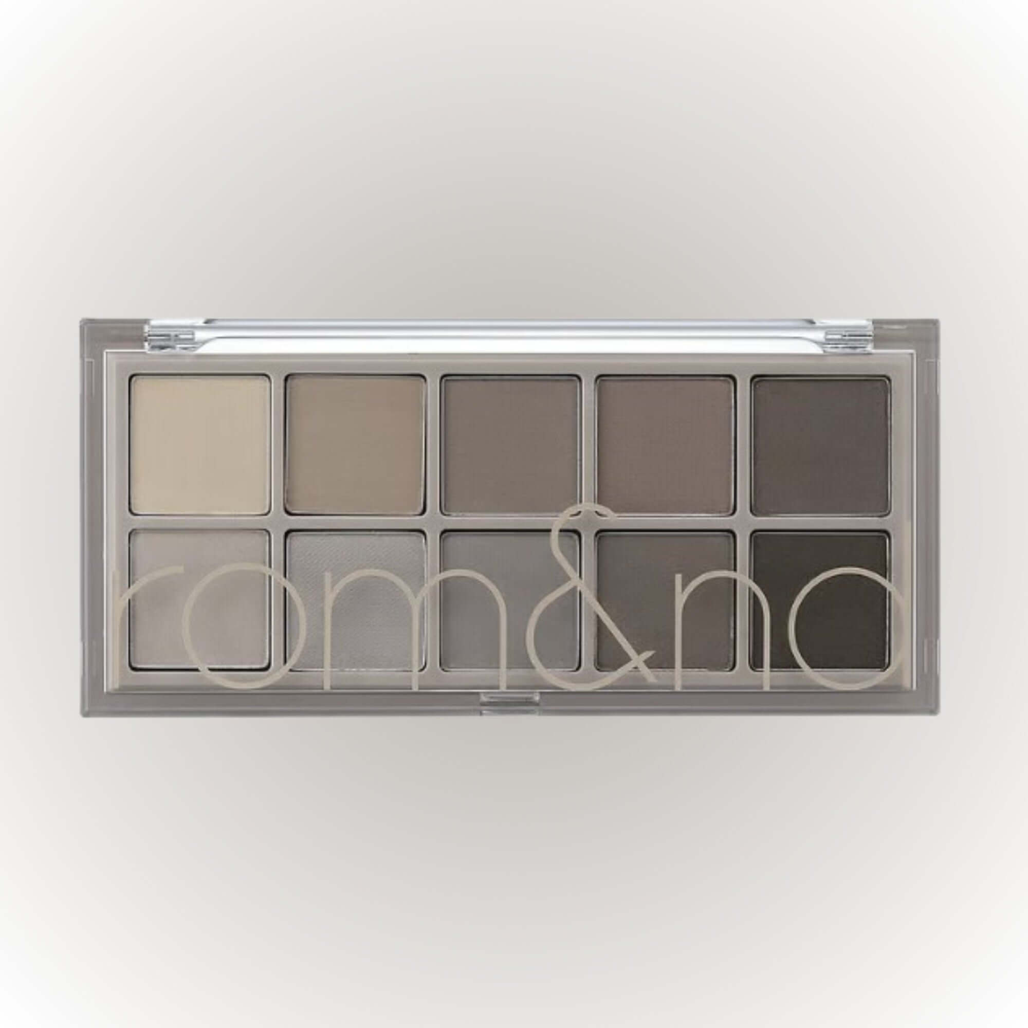 rom&nd Better Than Palette #04 Dusty Fog Garden med dämpade nyanser för en mjuk och elegant ögonlook.