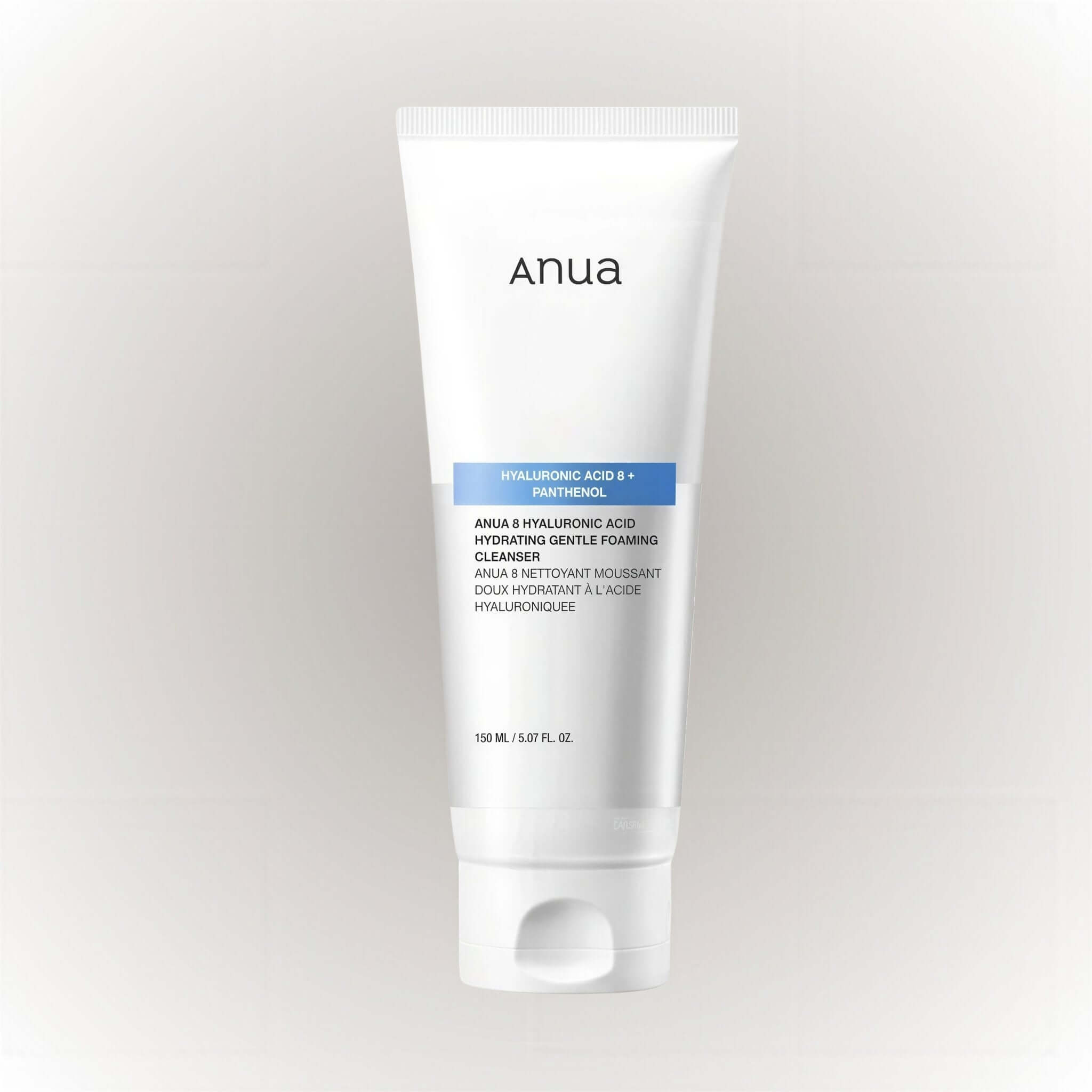 Anua 8 Hyaluronic Acid Hydrating Gentle Foaming Cleanser 150ml i en vit tub med blå etikett