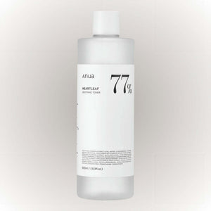 Anua Heartleaf 77% Soothing Toner 500ml i genomskinlig flaska för lugnande hudvård