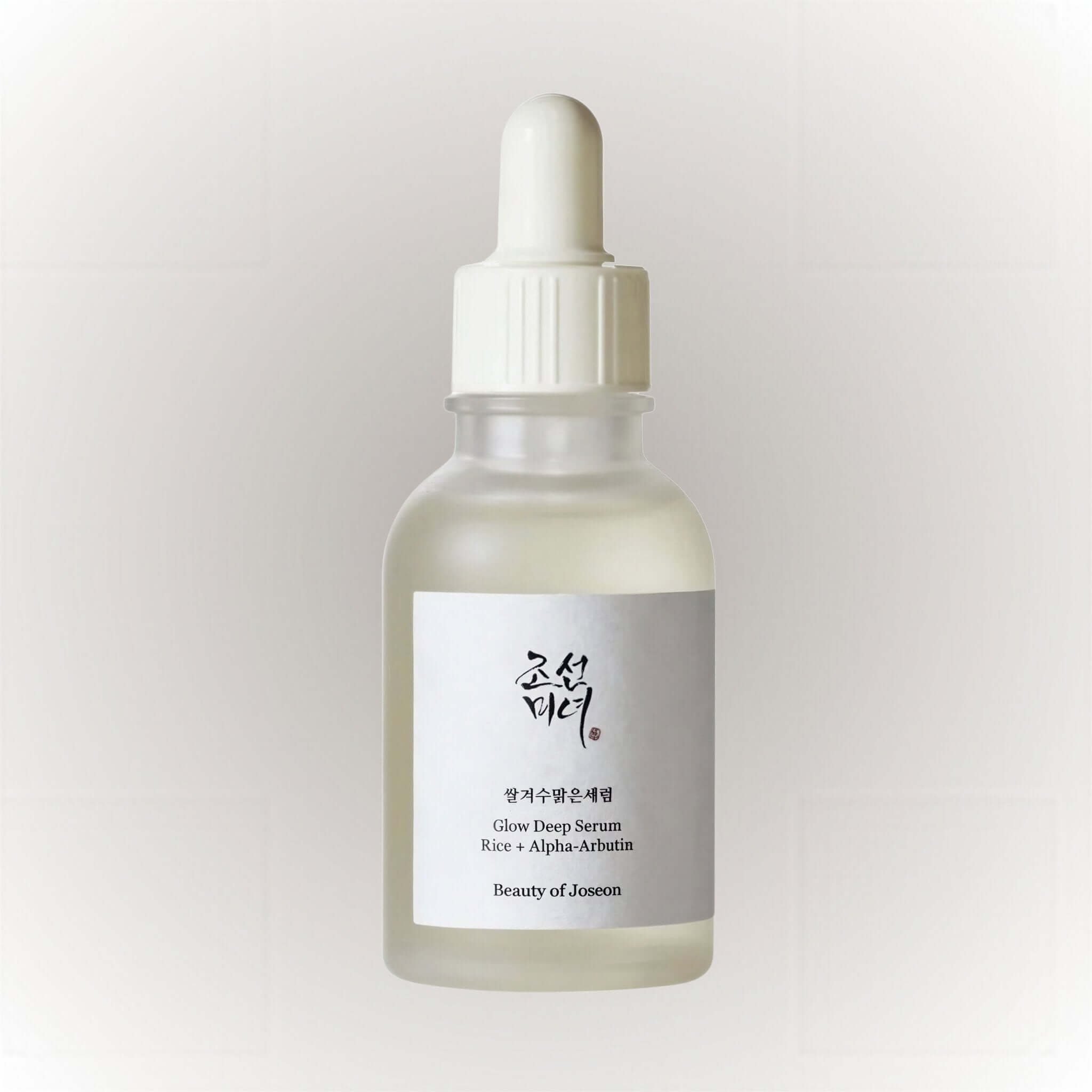 Beauty Of Joseon Glow Deep Serum Rice+Arbutin Serum 30ml i en transparent flaska med pipett.