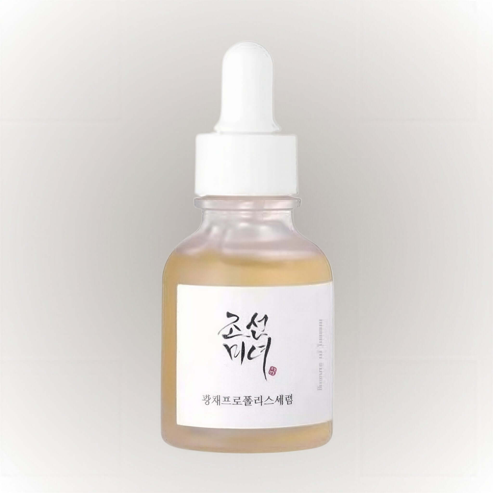 Beauty Of Joseon Glow Serum: Propolis+Niacinamide 30ml i en glasflaska med pipett.
