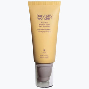 Solskyddskräm i tub, haruharu wonder Black Rice Moisture Airyfit, 50 ml.
