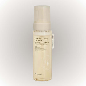 Heveblue Salmon Caring Centella Bubble Cleanser 200ml i en flaska med luftigt skum för djuprengöring av huden.