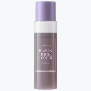 Ansiktstonerflaska från I'm From Black Rice Toner, plastflaska med lila lock