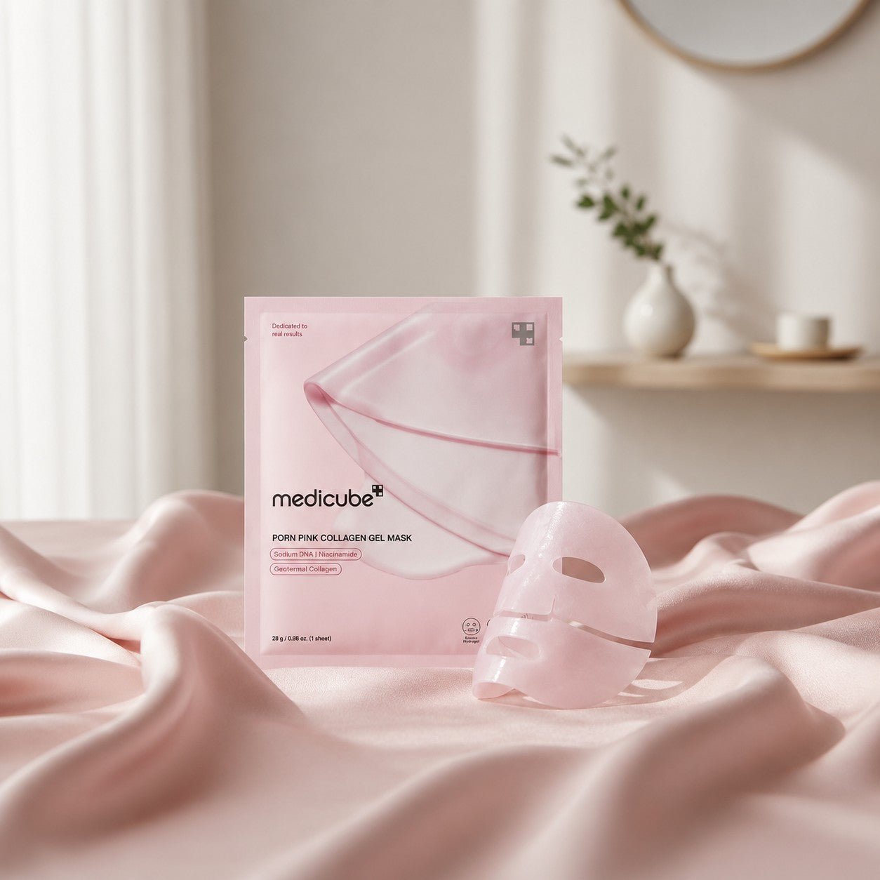 Medicube PDRN Pink Collagen Gel Mask - | SKNLÛX
