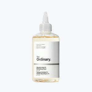 The Ordinary glykolsyrelösning 7% i genomskinlig flaska med pipettlock